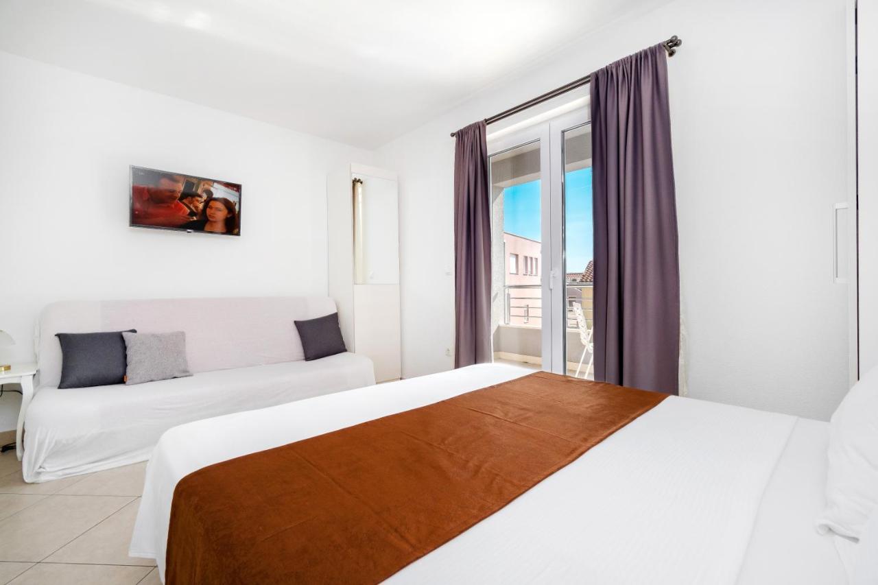 Apartments And Rooms Vuleta, Close To The Beach マカルスカ 部屋 写真