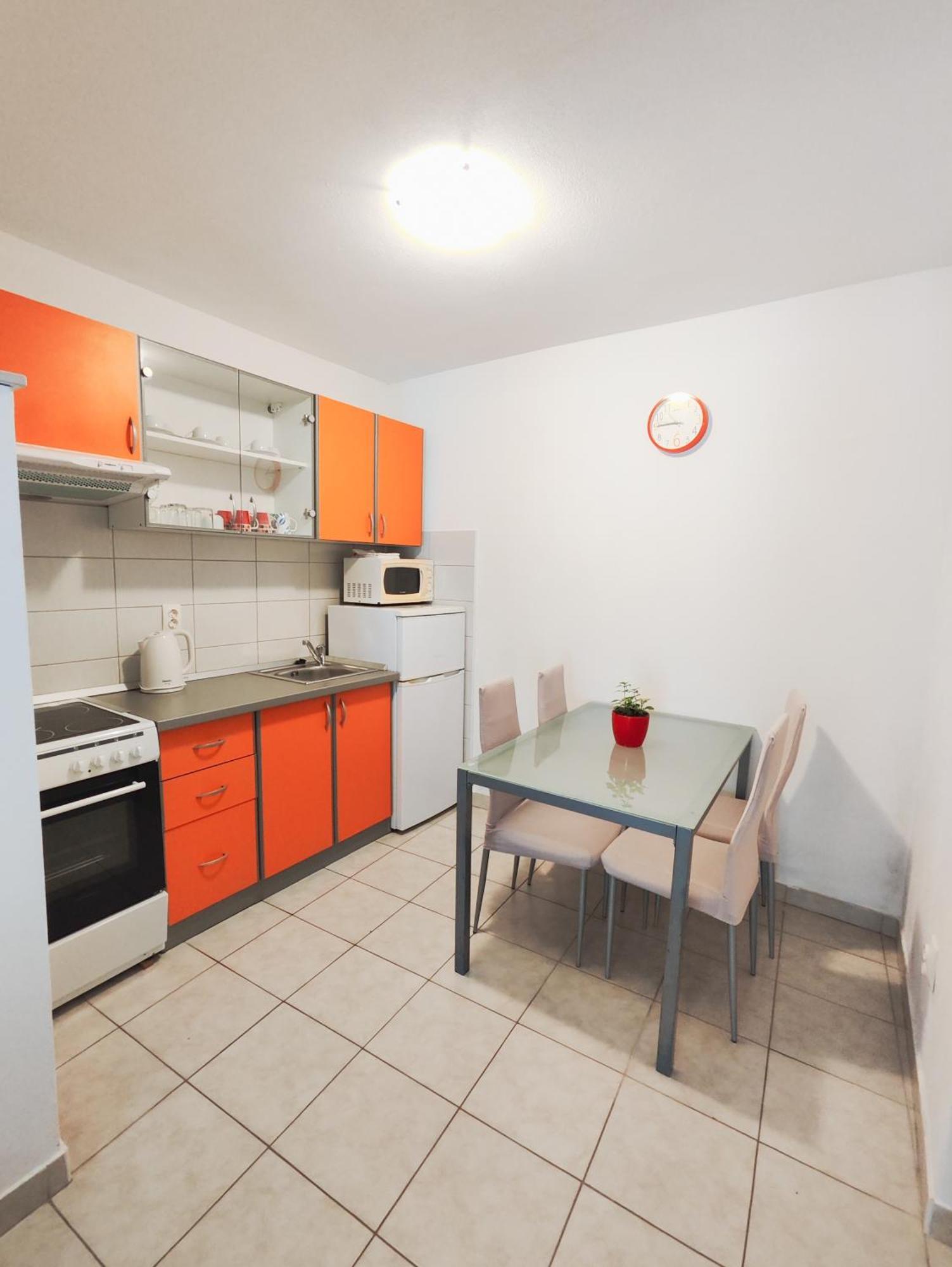 Apartments And Rooms Vuleta, Close To The Beach マカルスカ 部屋 写真
