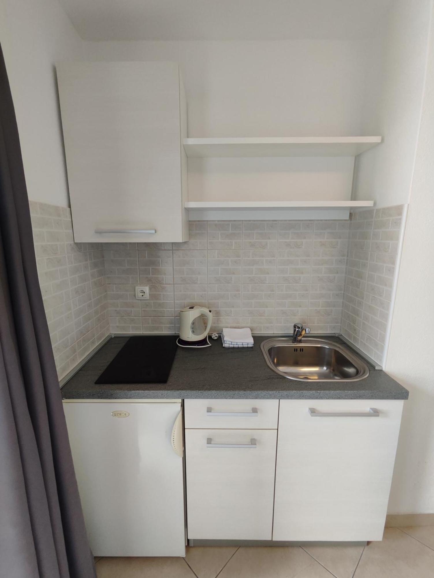 Apartments And Rooms Vuleta, Close To The Beach マカルスカ 部屋 写真